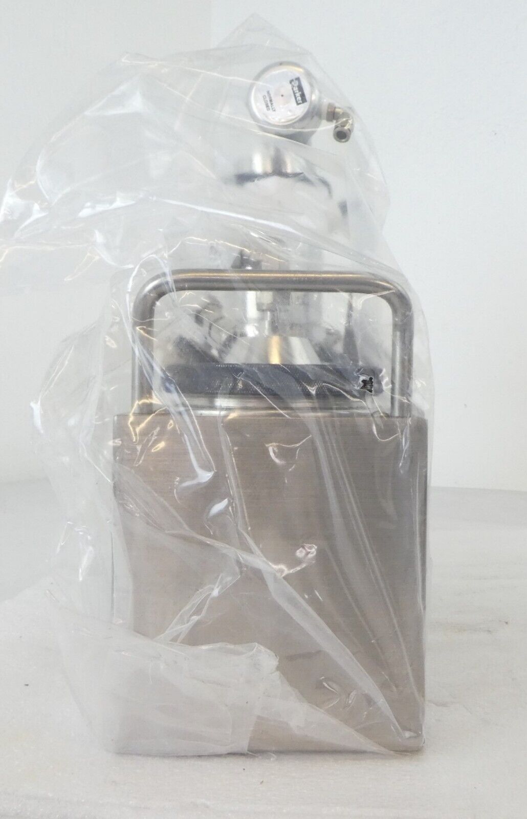 Millipore W2501PH01 Photoresist Pump PHOTO-250 Working Surplus