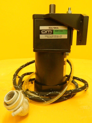 Oriental Motor 5RK60GU-CWT Reversible Motor Gear Head 5GU18KA Used Working
