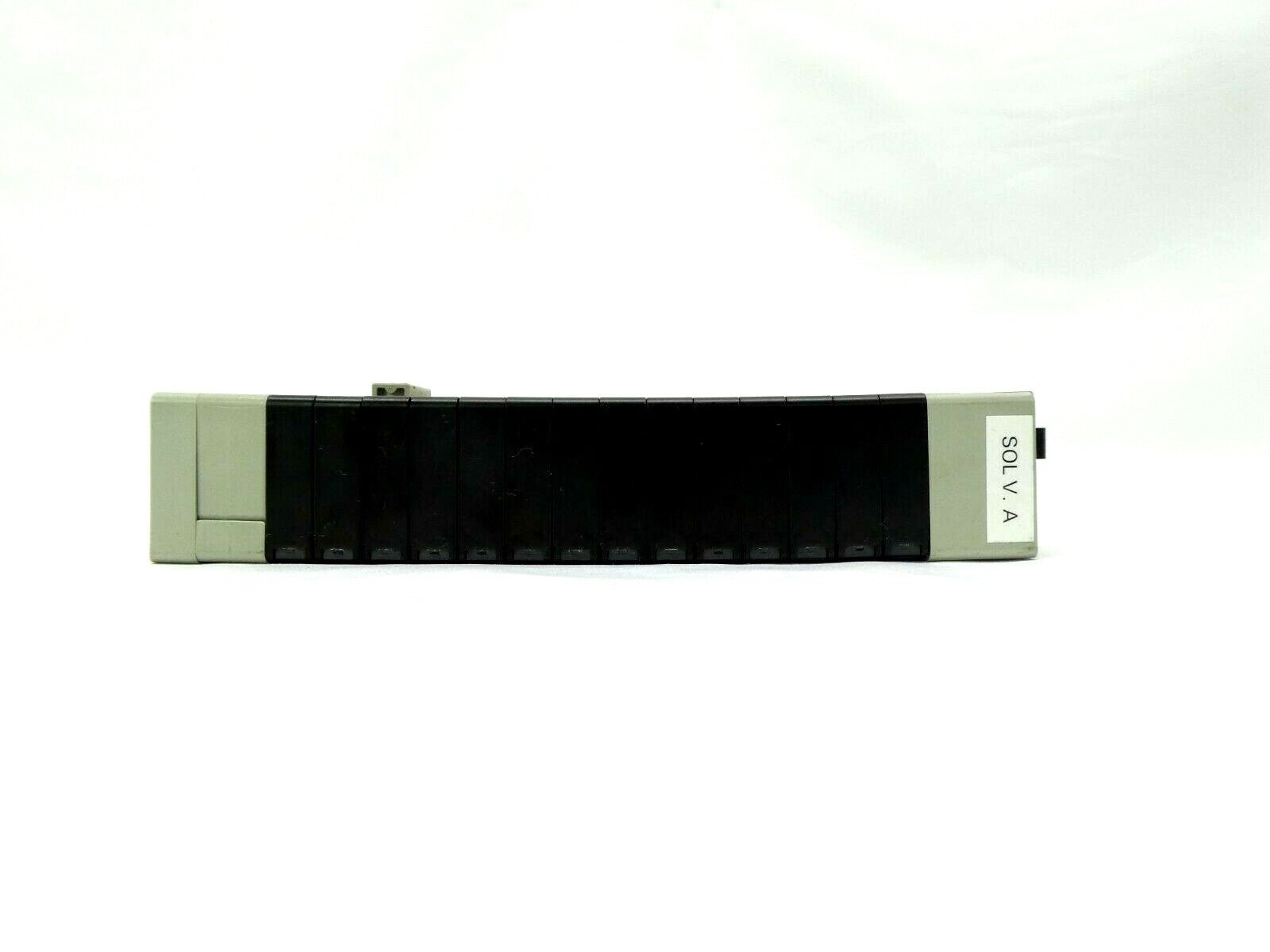 CKD N4S0 14-Port Pneumatic Manifold Left N4S0-T50 N3S010 Lot of 5 Working