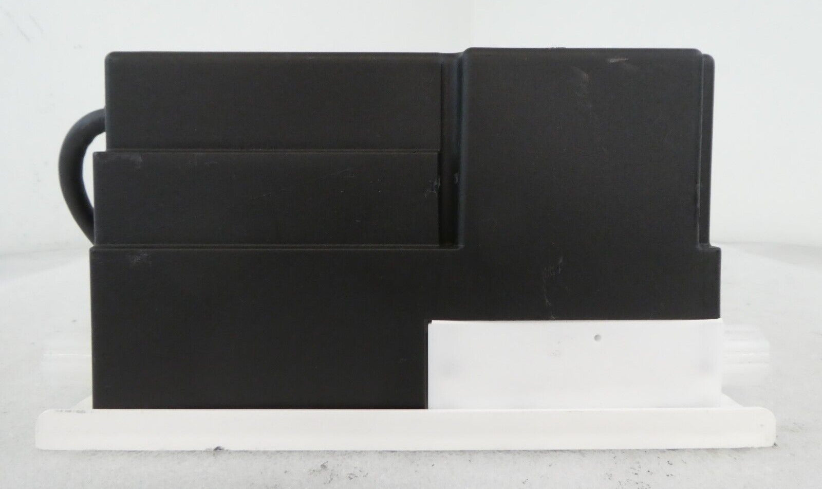 Entegris 6500-T5-F03-XXX-M-P8-U3-M37 InVue Integrated Flow Controller Surplus