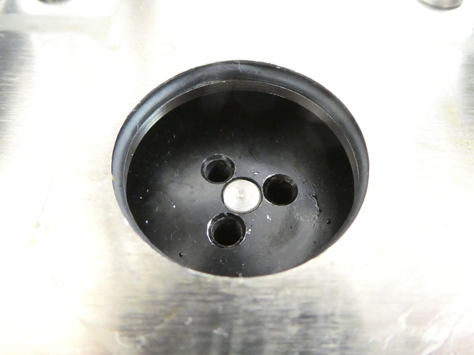 Millipore W2501PH01 Photoresist Pump Photo-250 Stainless Head Working Surplus