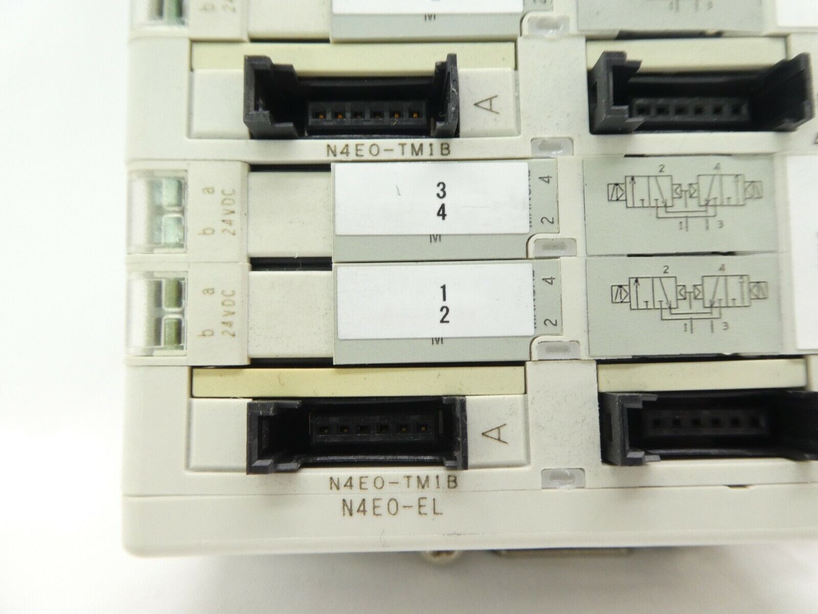 CKD N4E0 Series 10-Port Pneumatic Manifold N4E0-ER N4E0-TM1B N4E0-EL Working