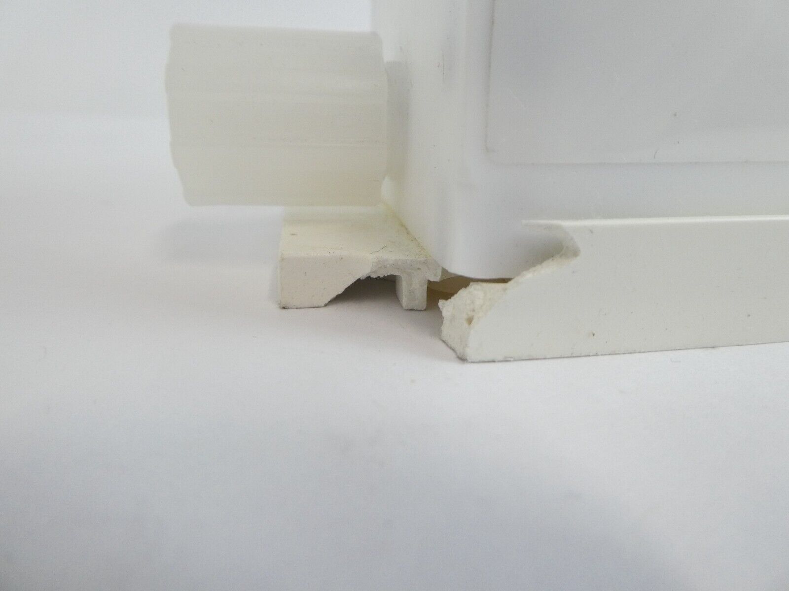 Entegris 6500-T5-F03-H04-M-P2-U1 InVue Integrated Flow Controller Working