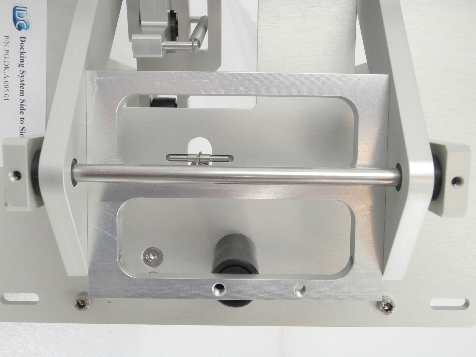 IDC PG.DK.A.005.01 Docking System Side to Side Working Surplus