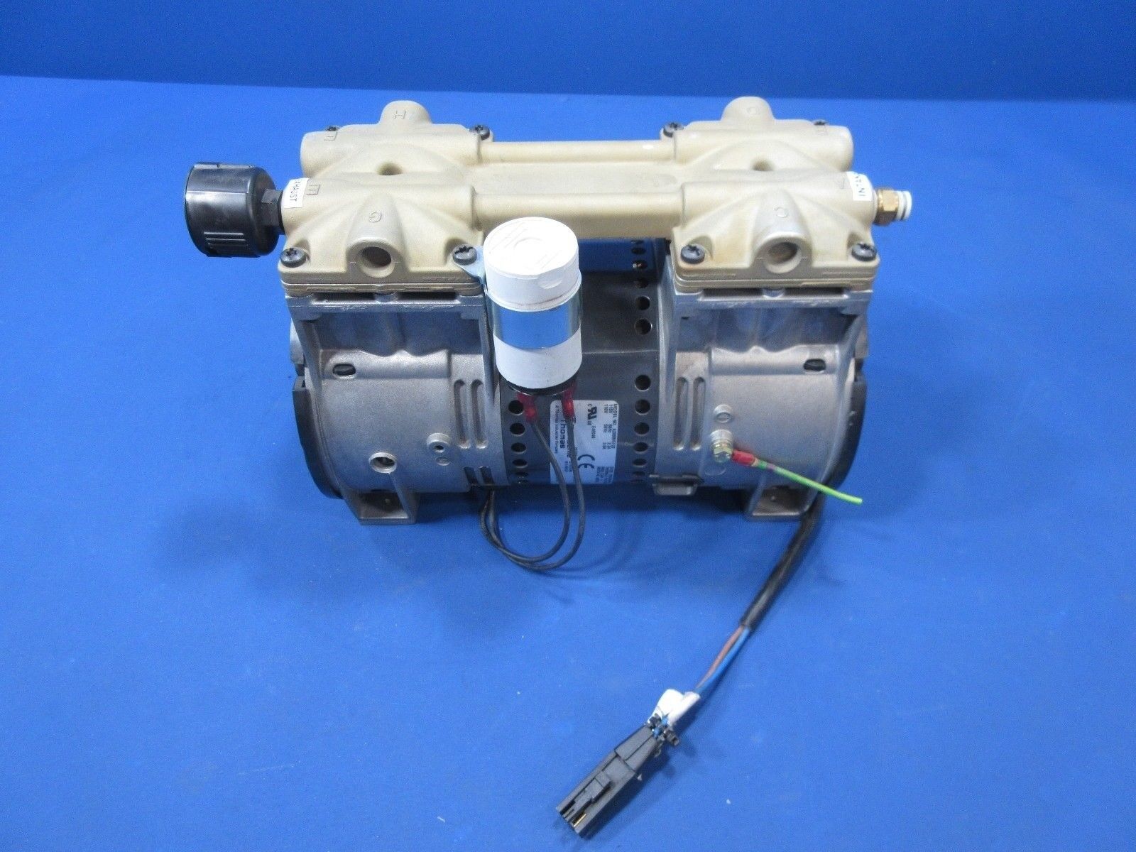 Rietschle Thomas A2688VEF22 Pneumatic Pump Used Working