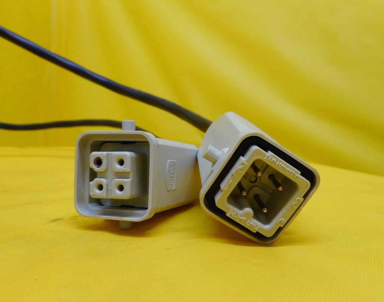 DIP Proofing Technologies DPI52S 25-208 Voltage Dip Proofing Inverter Used