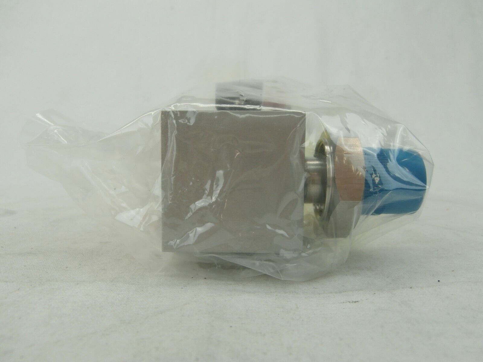 Tokyo Keiso P-510-UA-4N-V3-N2-100L/MIN-0.1MPA Purgemeter Flow Meter New Surplus