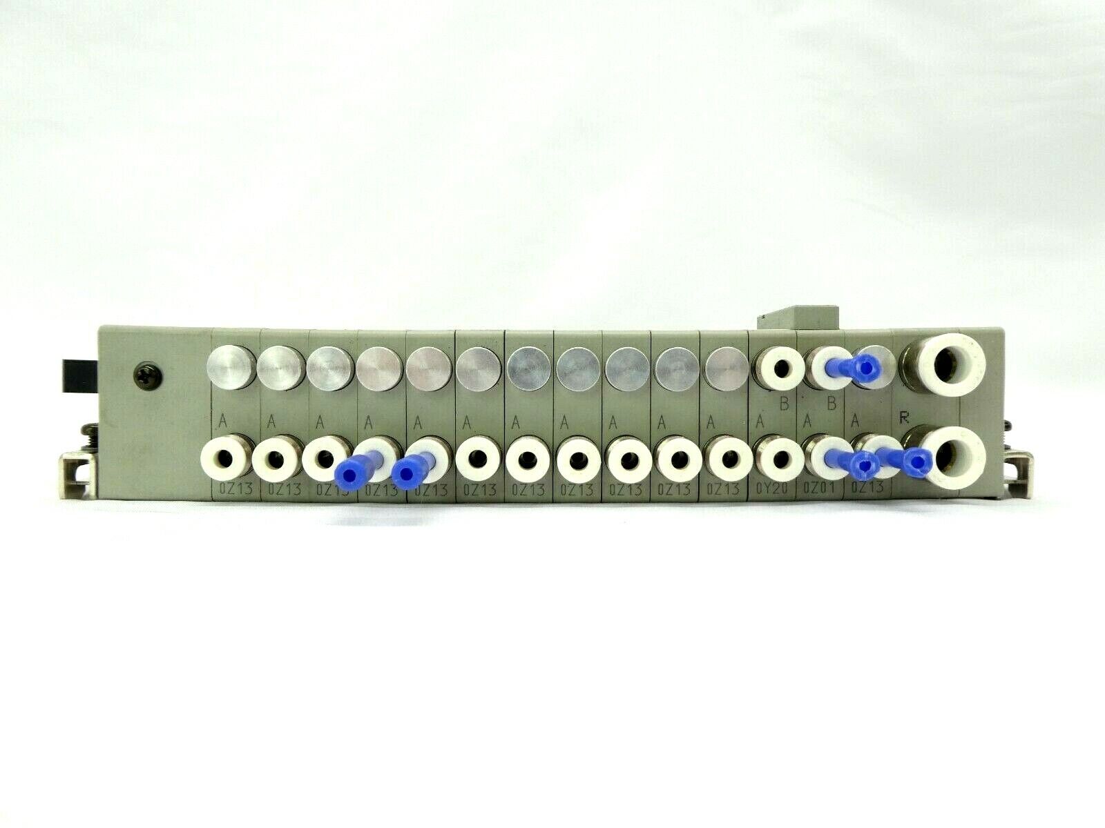 CKD N4S0 14-Port Pneumatic Manifold Right N4S0-T50 N3S010 Lot of 5 Working