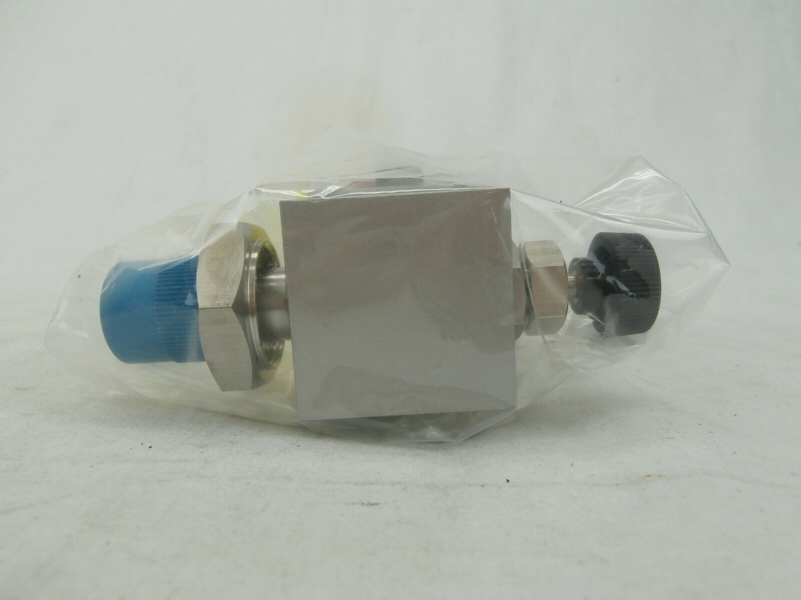 Tokyo Keiso P-510-UA-4N-V3-N2-100L/MIN-0.1MPA Purgemeter Flow Meter New Surplus