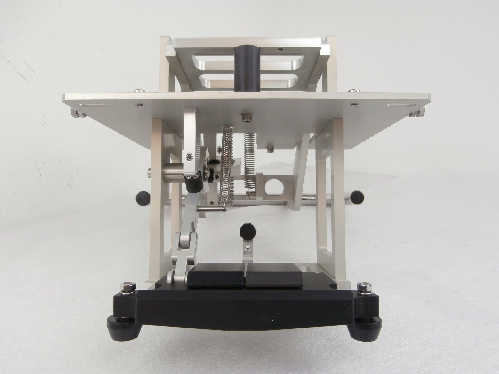 IDC PG.DK.A.005.01 Docking System Side to Side Working Surplus