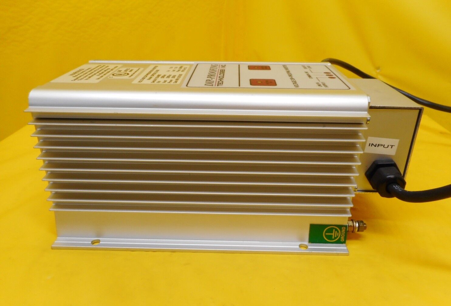 DIP Proofing Technologies DPI52S 25-208 Voltage Dip Proofing Inverter Used