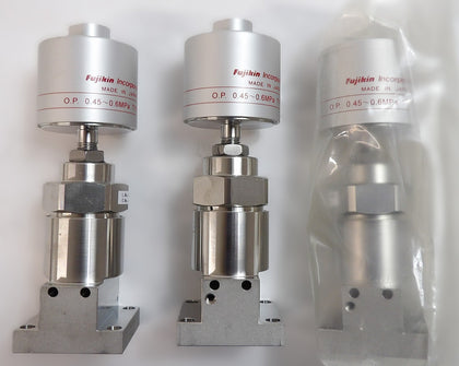 Fujikin 439225 Diaphragm Valve 316L-P Lot of 3 New