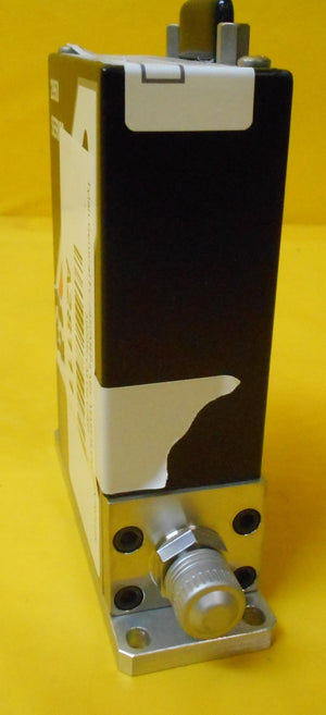 Tylan FC-2950MEP5 Mass Flow Controller MFC Lam 797-222040-201 500 SCCM O2 Used