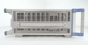 Rohde & Schwarz 1201.0002K50 Wideband Radio Comm Tester CMW 500 V 3.7 Non-Signal