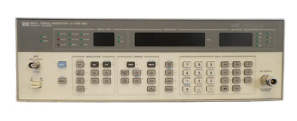 HP Hewlett-Packard 8657A Signal Generator 0.1-1040 MHz Agilent Spare Surplus