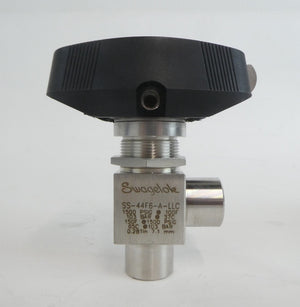 Swagelok SS-44F6-A-LLC 40 Series Ball Valve Lot of 3 New
