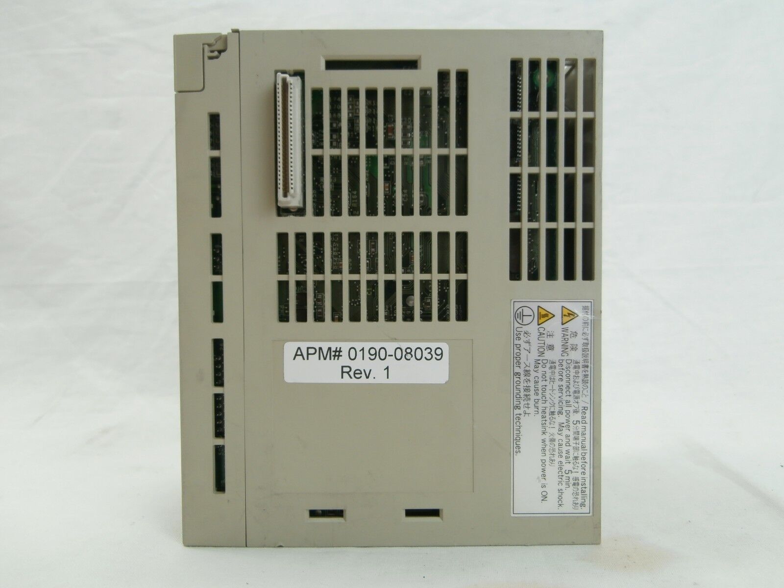 Yaskawa Electric SGDH-04AEY904 Servo Drive SERVOPACK AMAT 0190-08039 Used