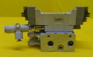 SMC SS5Y3-42-04-C6F-Q Pneumatic Manifold Z-3797 Used Working