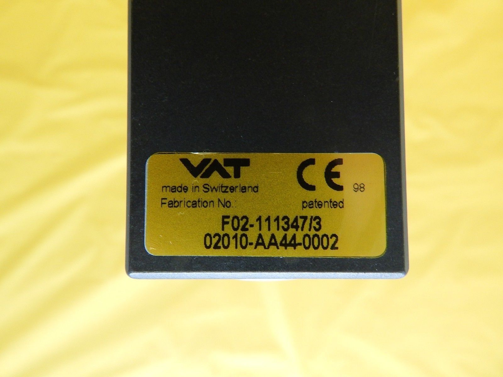 VAT 02010-AA44-0002 Pneumatic High Vacuum 12" Slit Valve Used Working