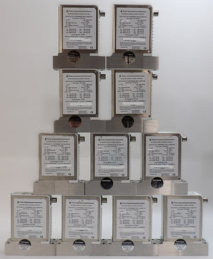Brooks Instrument GF125C-203331 Mass Flow Controller MFC 0190-49895 Lot of 11