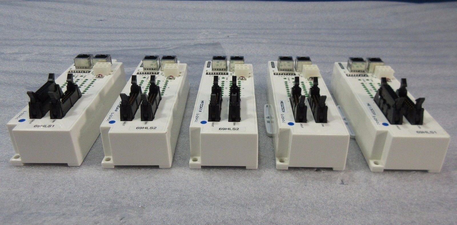 Screen SL-2210-FC-Z Network Control Lot of 5 Used Working