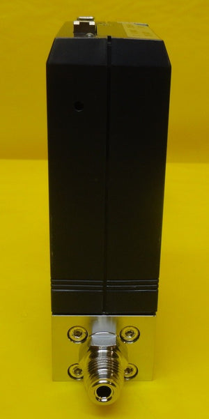 Aera TC FC-D980C Mass Flow Controller MFC 200 SCCM SF6 FC-D980C Used Working