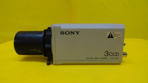 Sony DXC-930 3CCD Color Video Camera /CCD-IRIS Used Working
