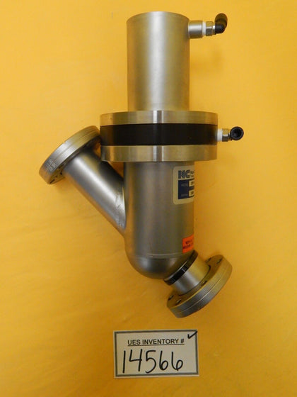 Nor-Cal Products CSTVP-1502-CF Pneumatic Straight-Through Poppet Valve Used