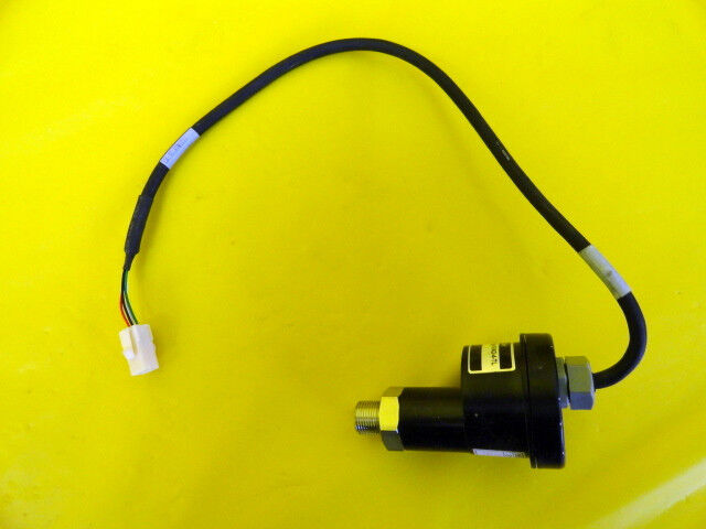 Valcom MPRN-(-10~760mmHg)-1VAO-4-TL Pressure Switch Lot of 5 Used Working